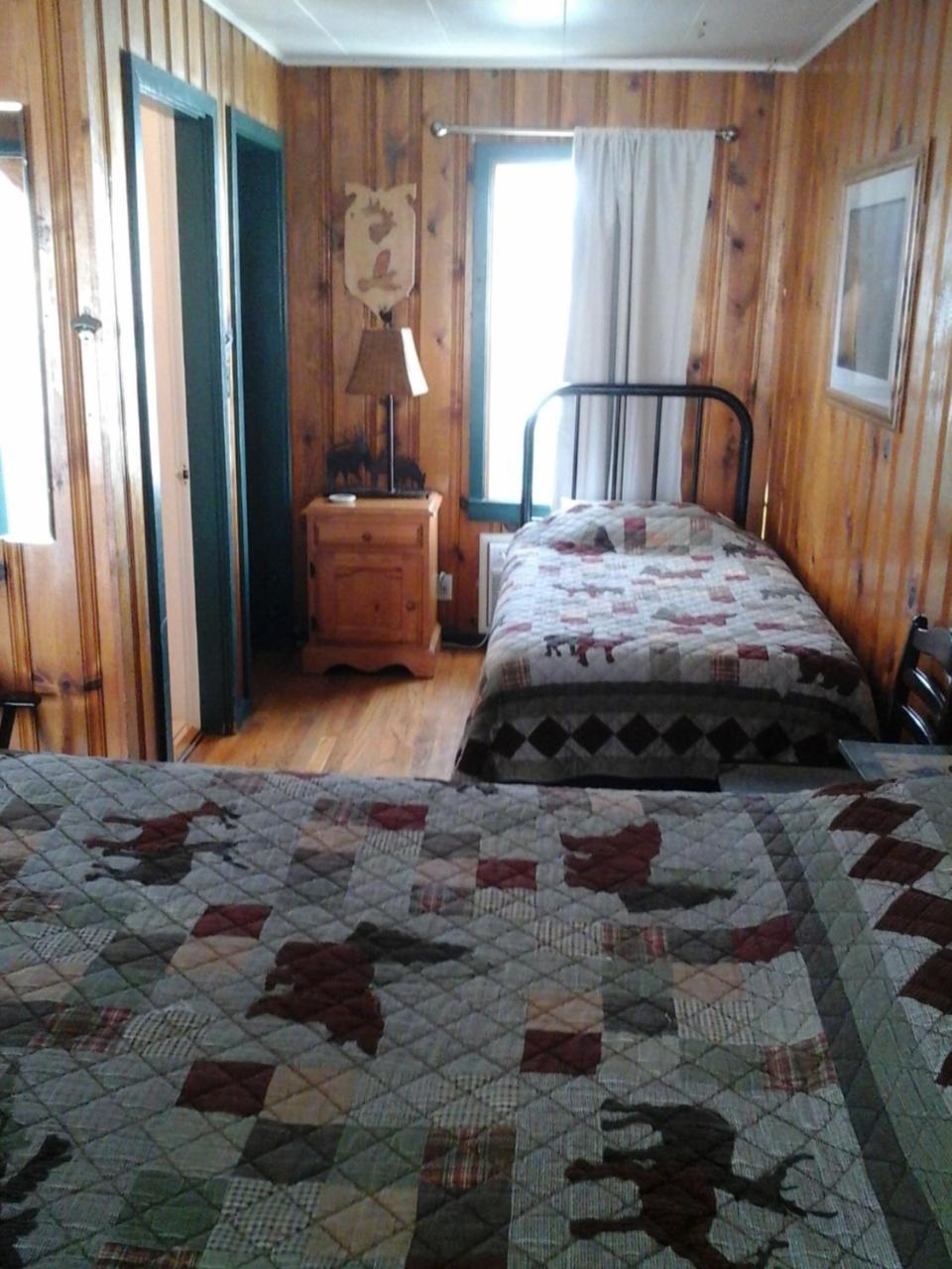 River Bend Motel Llc Spray Kültér fotó
