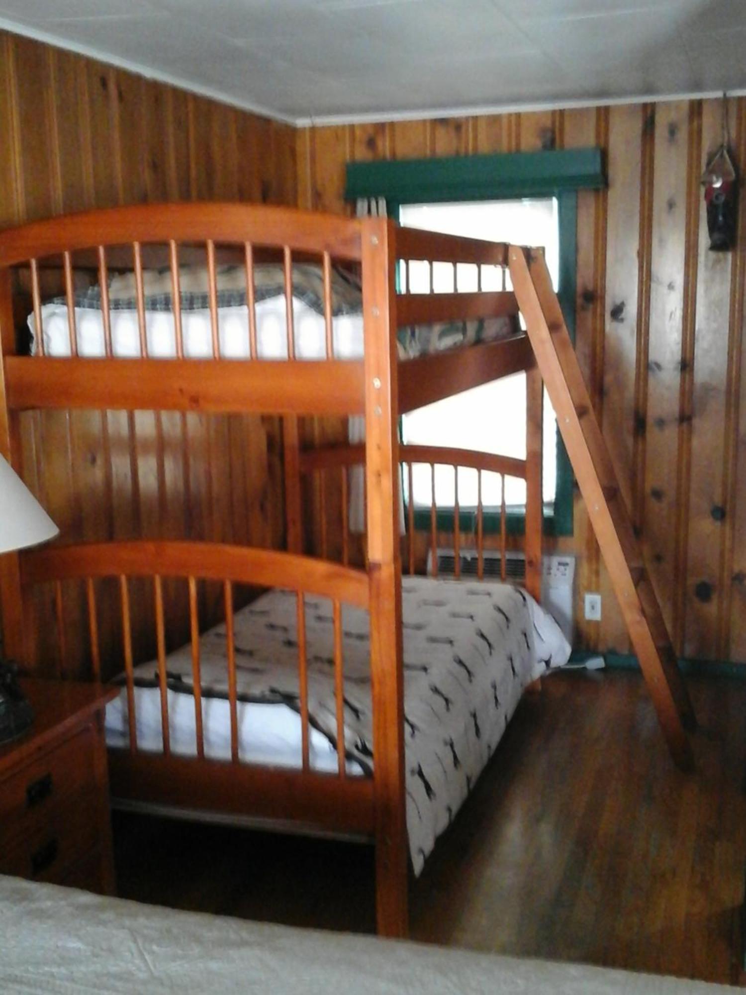 River Bend Motel Llc Spray Kültér fotó